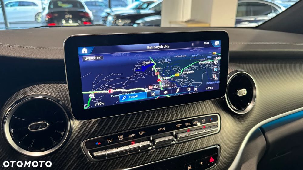 Mercedes-Benz Klasa V - 19