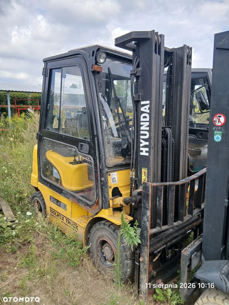 Hyundai 20LA-7 - 1