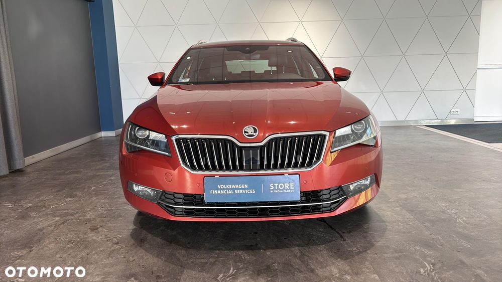 Skoda Superb 2.0 TDI SCR 4x4 L&K DSG - 8