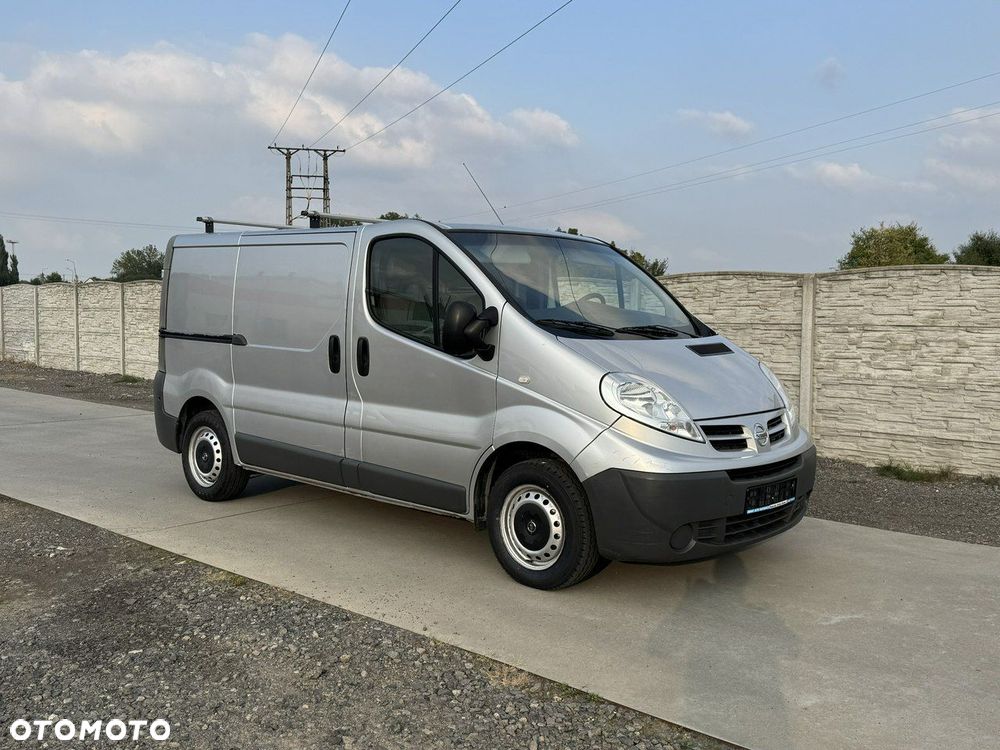 Nissan Interstar - 2