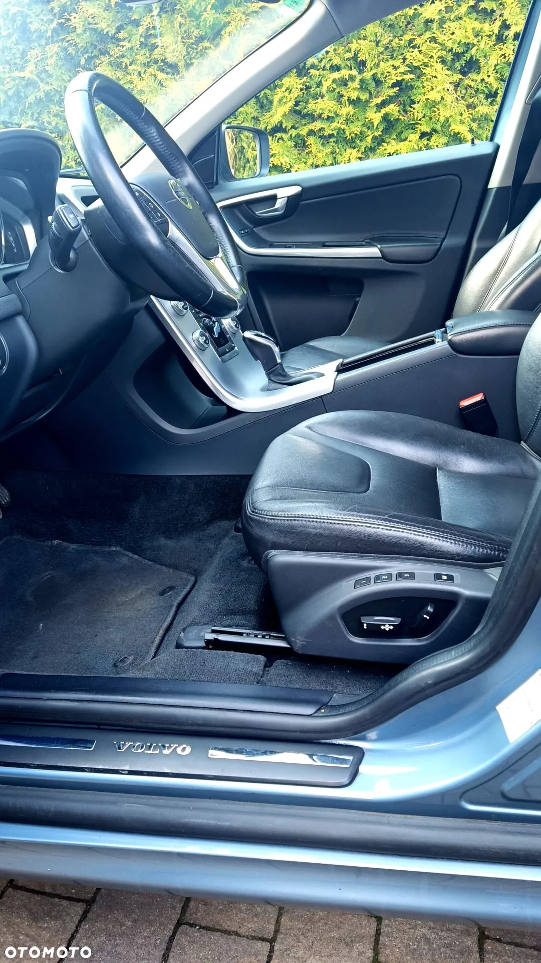 Volvo XC 60 D3 Geartronic Summum - 11