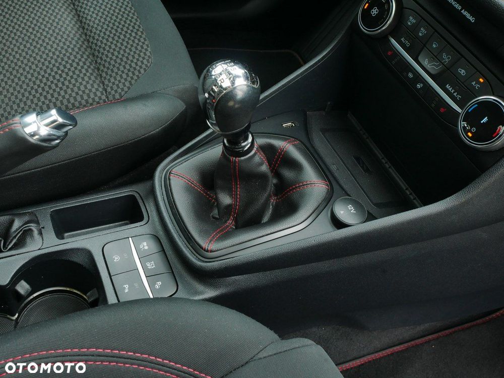 Ford Fiesta - 27