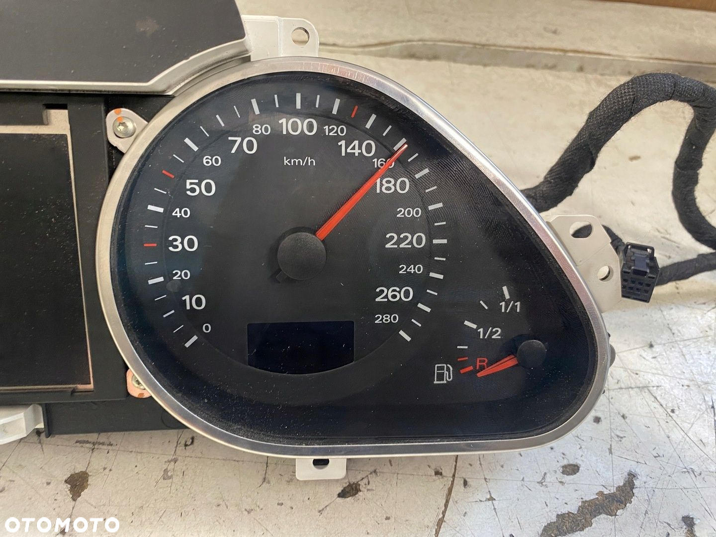 AUDI A6 C6 3.0 TDI LICZNIK ZEGARY 4F0920932D - 4