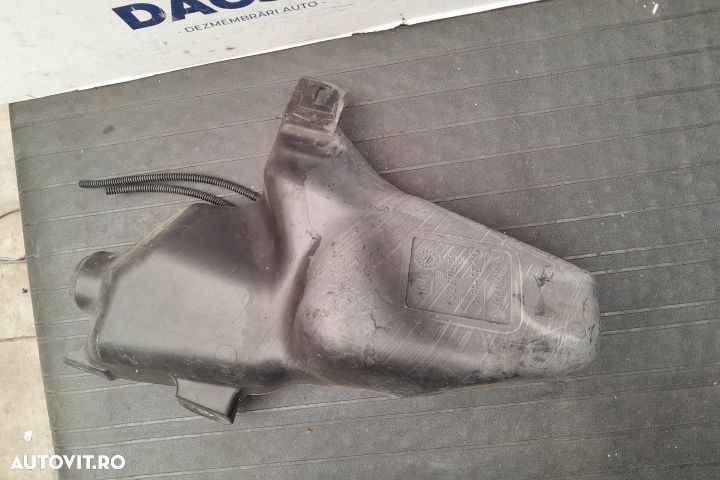 Vas lichid parbriz 400406195 400406195 Opel Astra J [facelift] [2012 - 3