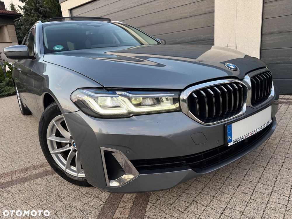 BMW Seria 5 520d Luxury Line sport - 9