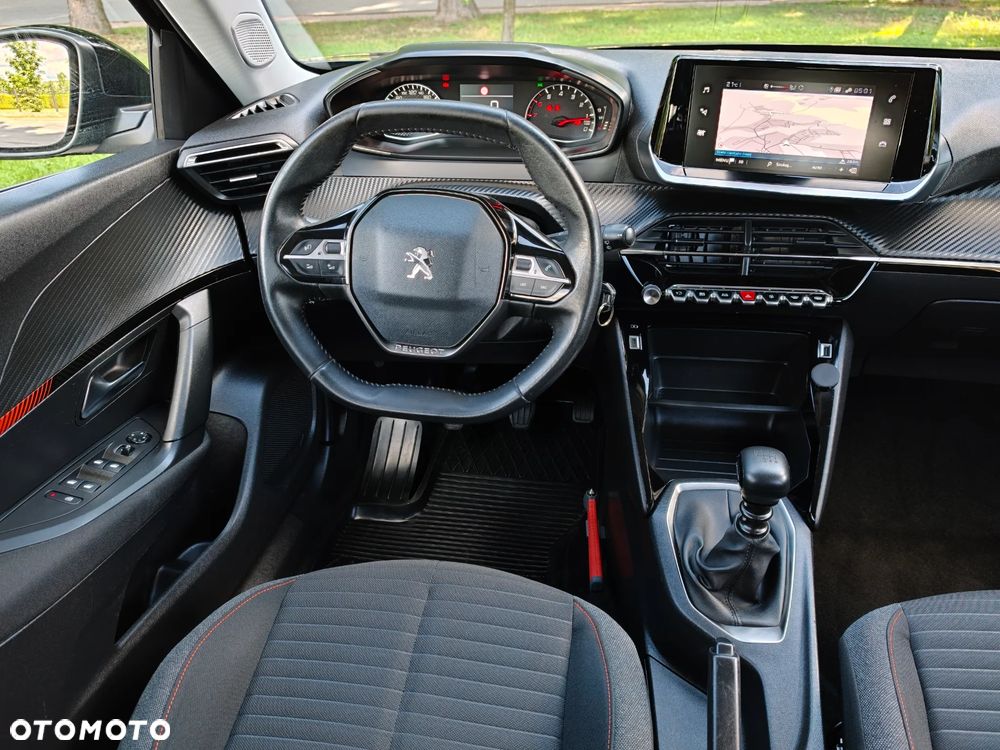 Peugeot 2008 BlueHDi 100 Allure - 26