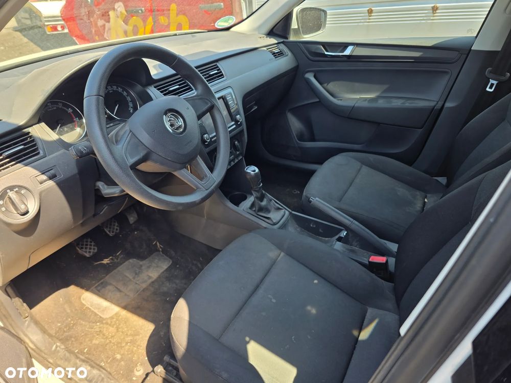 Skoda RAPID 1.0 TSI Ambition - 11