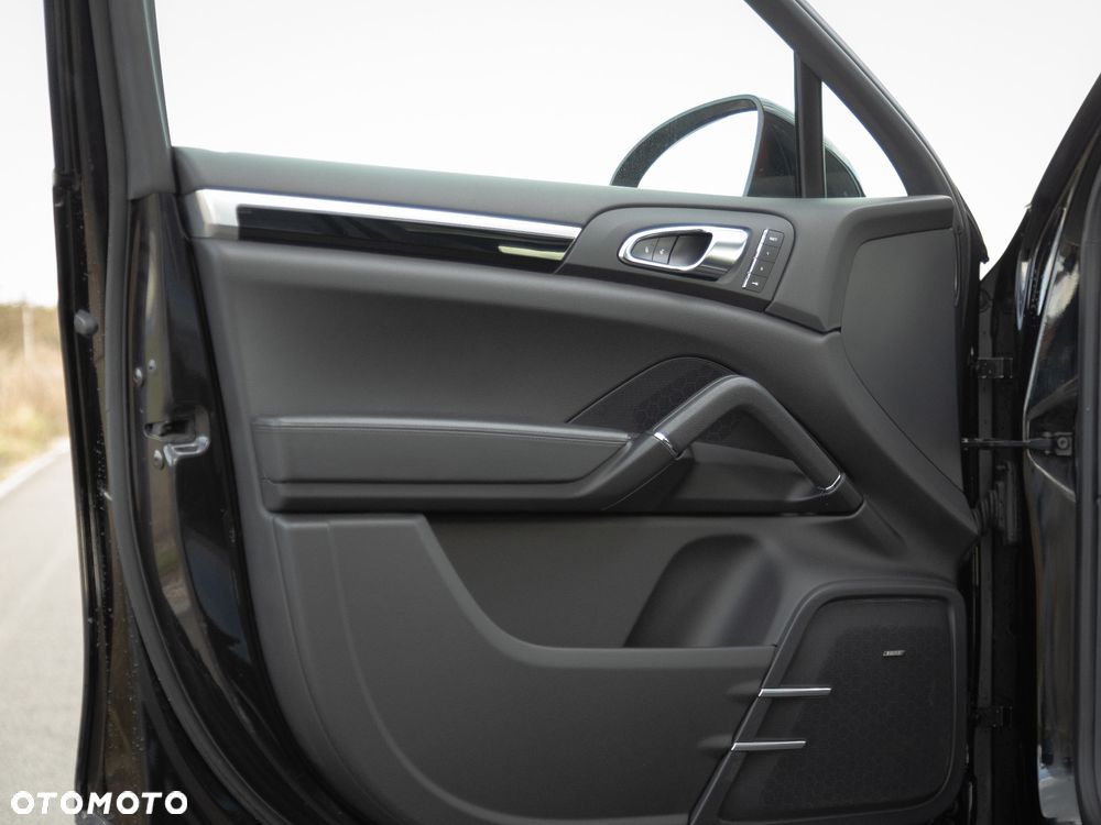 Porsche Cayenne Tiptronic S - 7