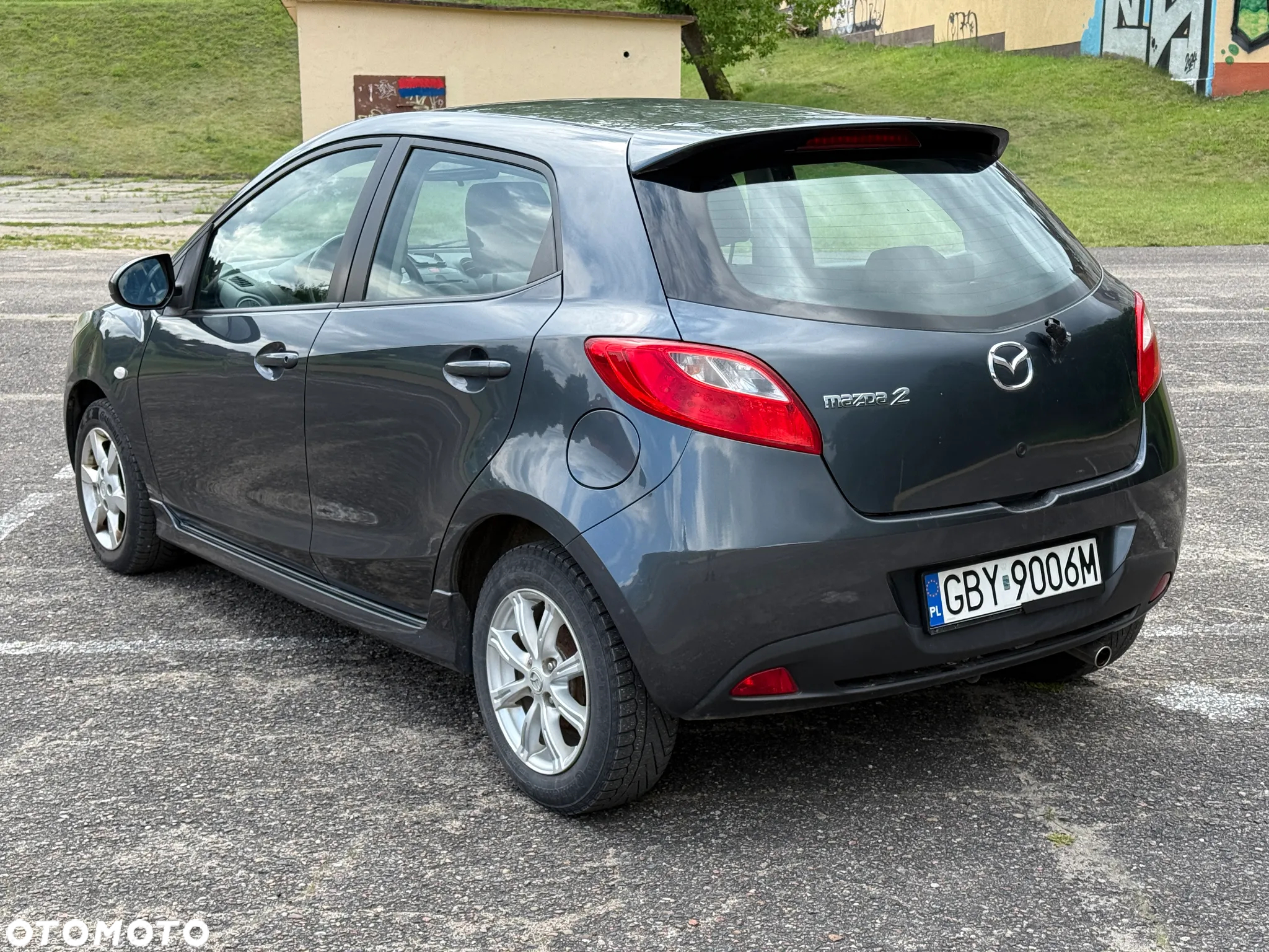 Mazda 2 - 12