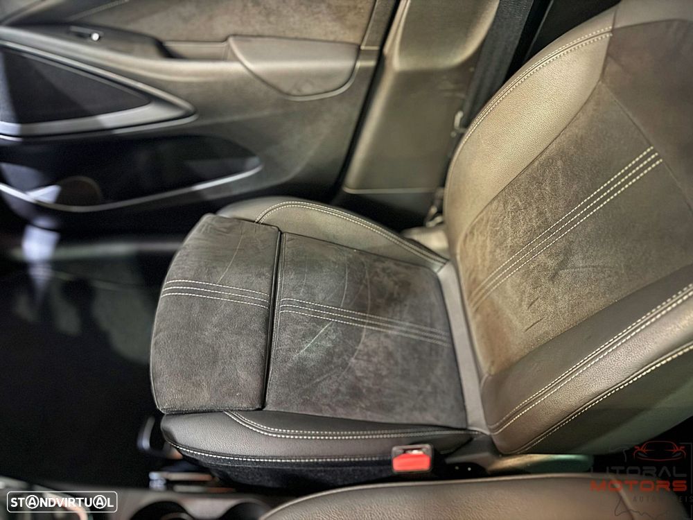 Opel Crossland 1.2 T GS Line - 21