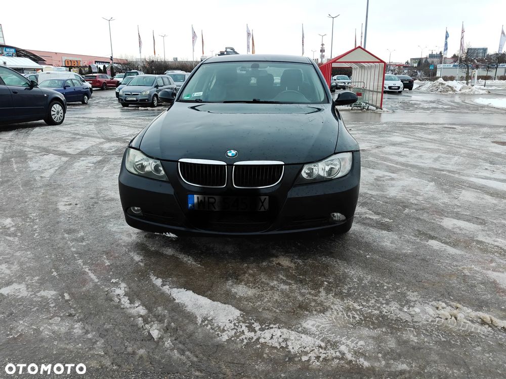 BMW Seria 3 320i - 1