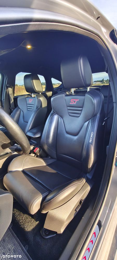 Ford Focus 2.0 TDCi ST-2 - 25
