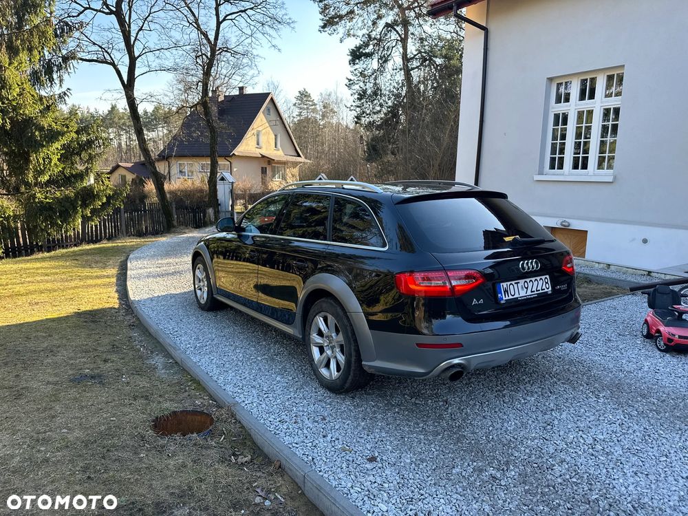 Audi A4 Allroad - 2