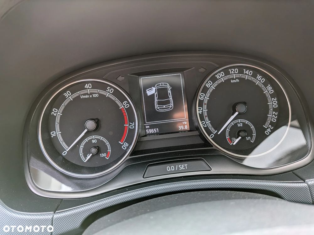 Skoda Fabia 1.0 MPI Cool Edition - 16