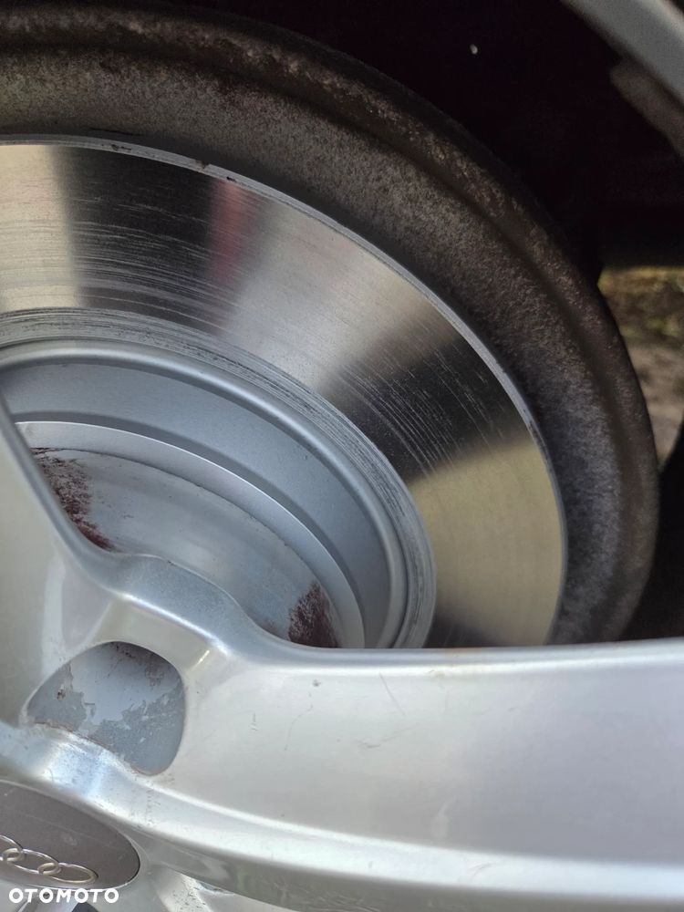 Audi A4 Avant 2.0 TDI DPF S line Sportpaket - 38