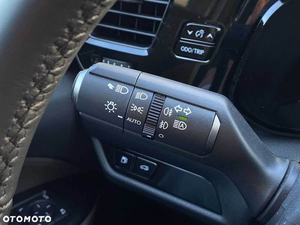 Lexus NX 350h Overtrail AWD - 26