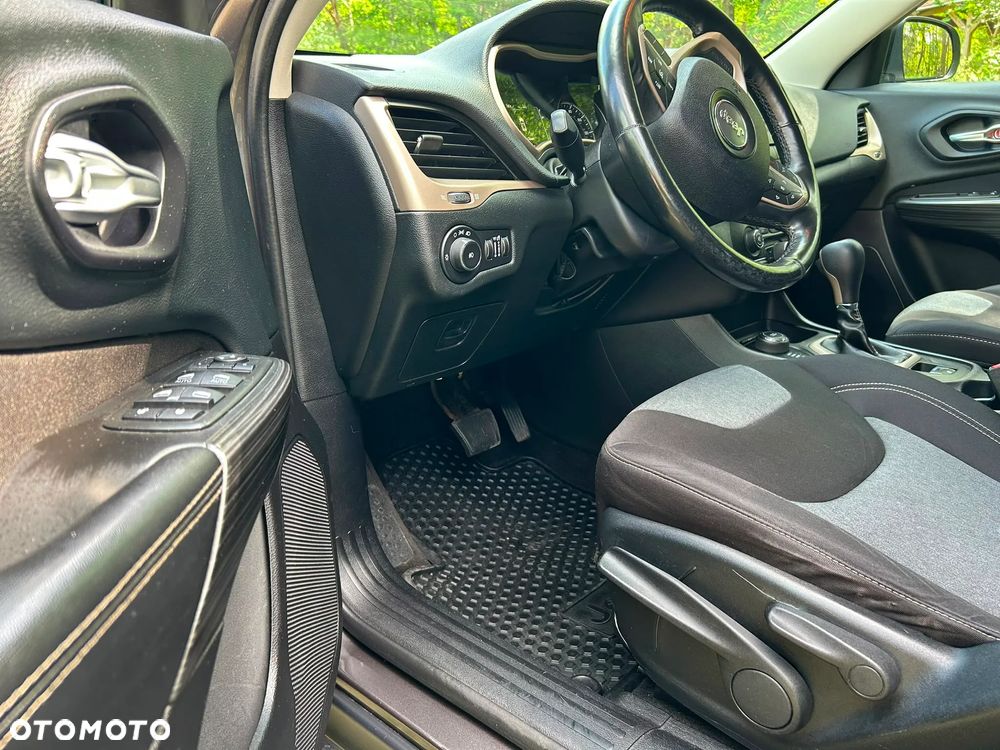 Jeep Cherokee 3.2 V6 Pentastar Active Drive I Automatik Limited - 22
