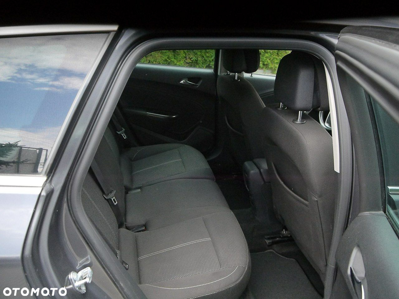 Opel Astra 1.4 Turbo Design Edition - 23