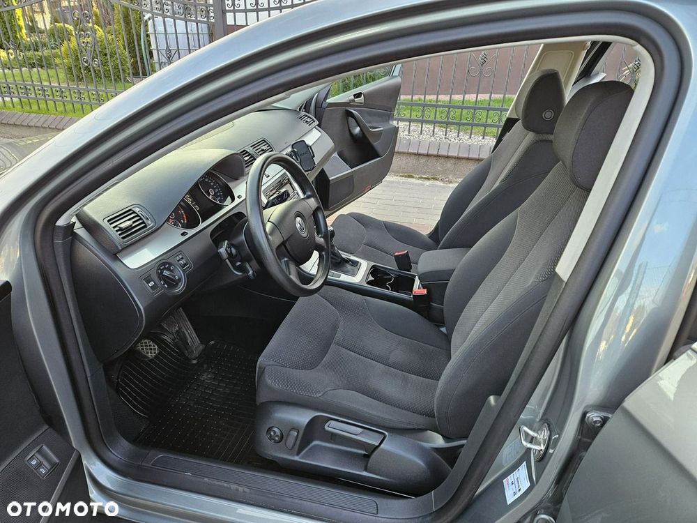 Volkswagen Passat - 7