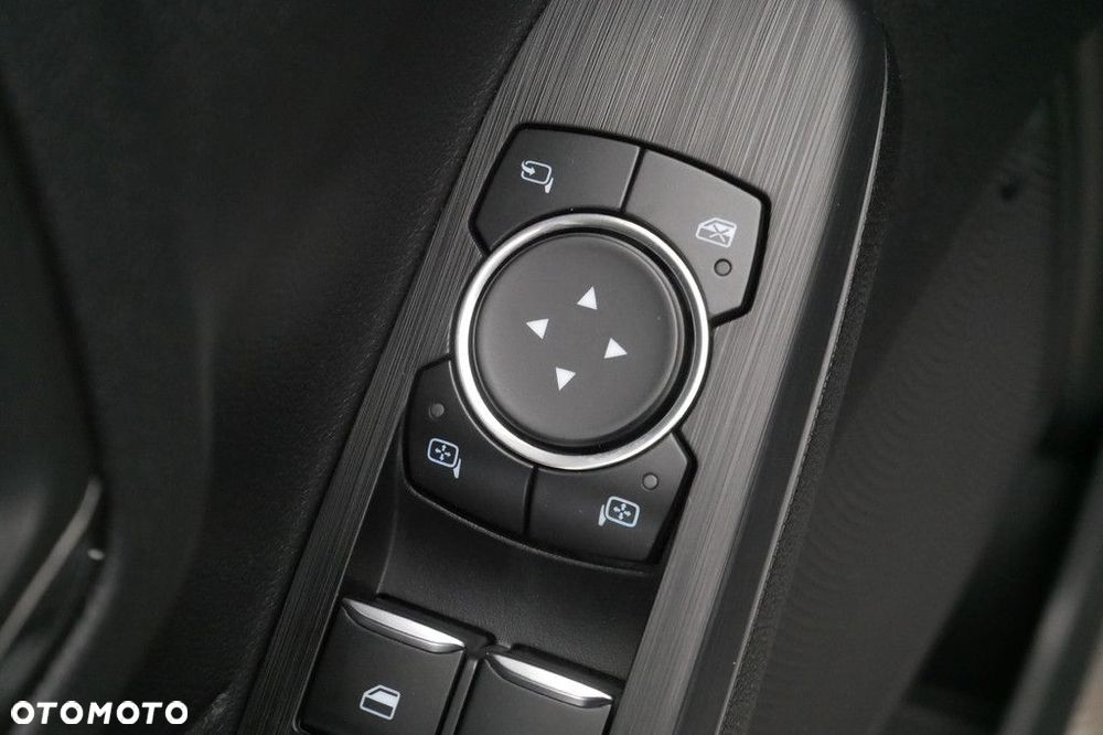 Ford Kuga - 35