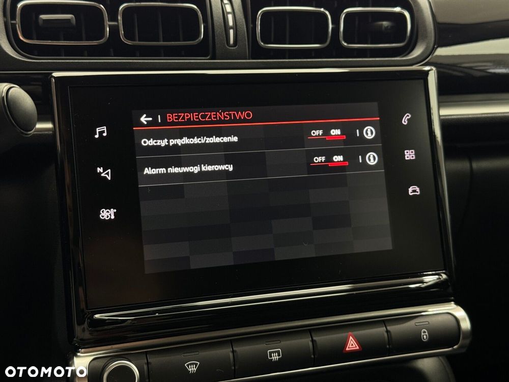 Citroën C3 1.2 PureTech Shine EAT6 - 35