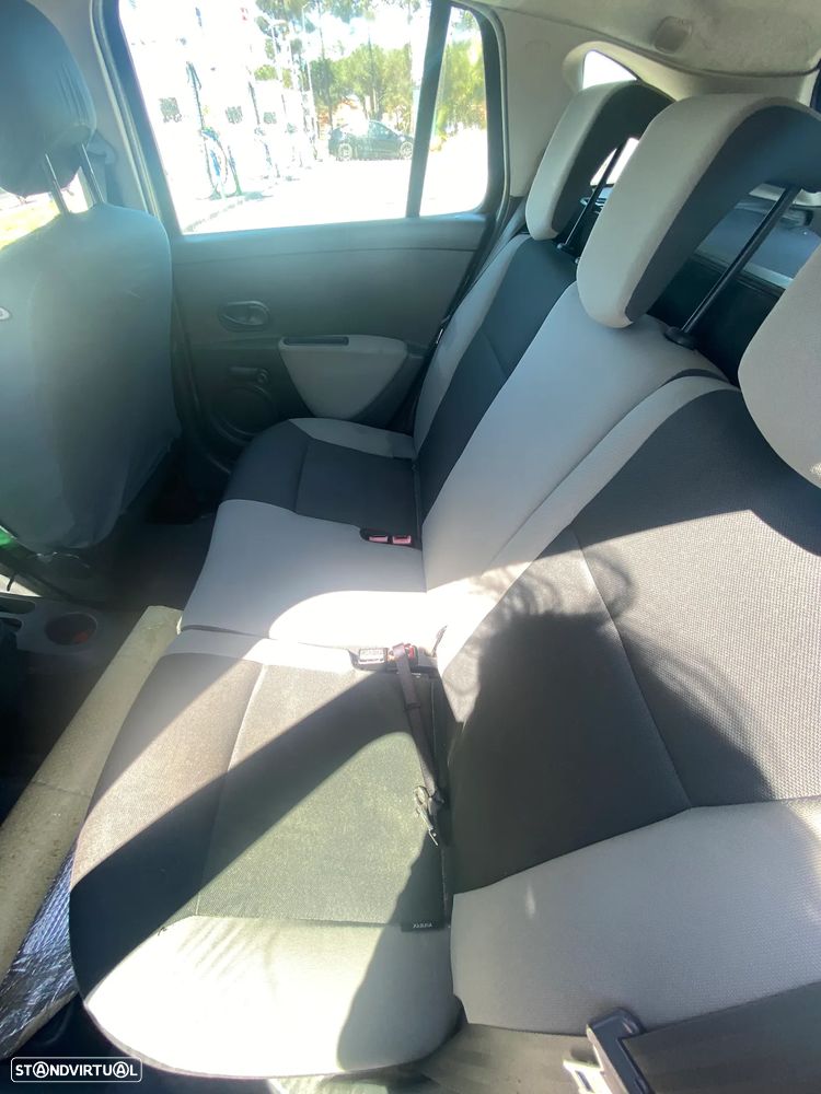 Renault Clio Sport Tourer - 7