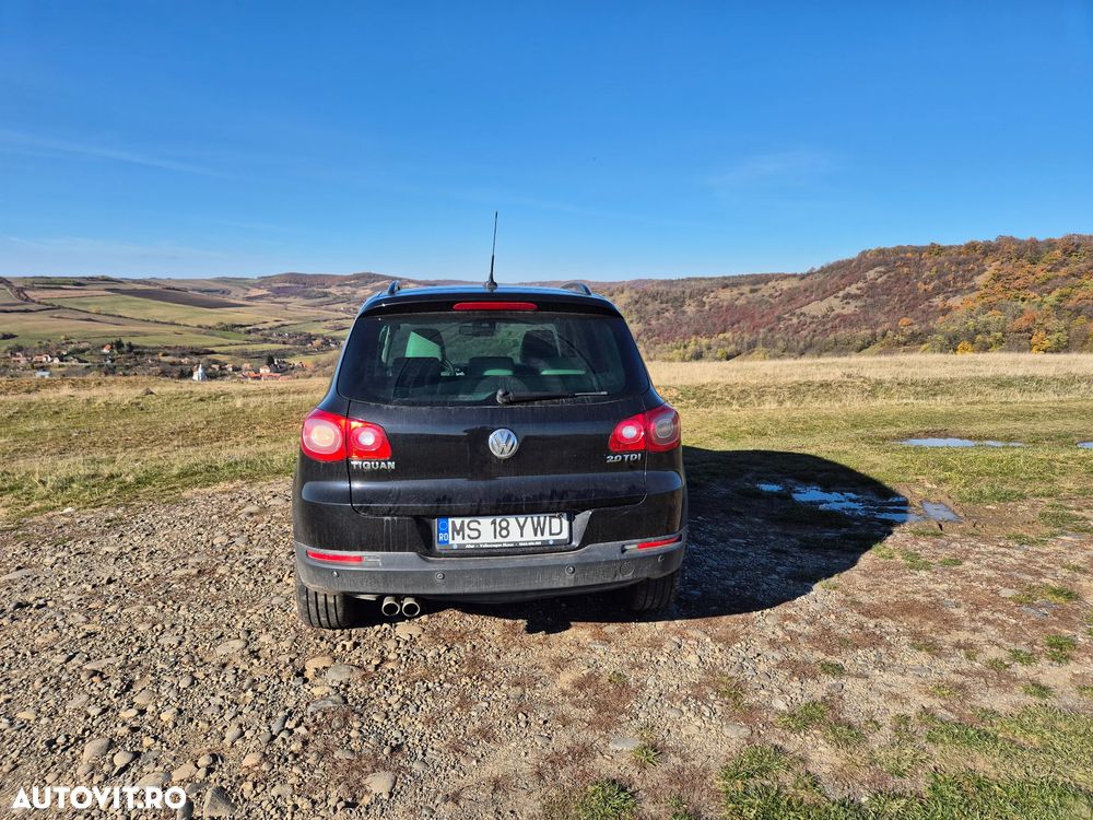 Volkswagen Tiguan 2.0 TDI DPF 4Motion Track & Field - 3