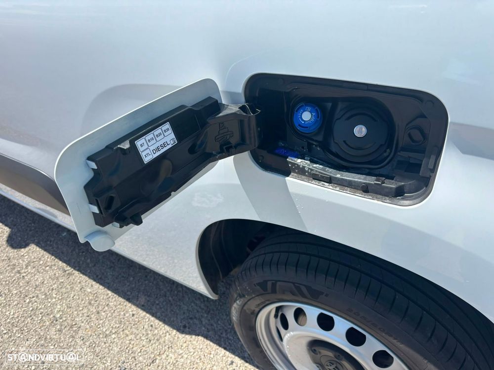 Toyota Proace City 1.5D L1 COMFORT 102cv - AC - GPS - IVA DEDUTÃVEL - 20