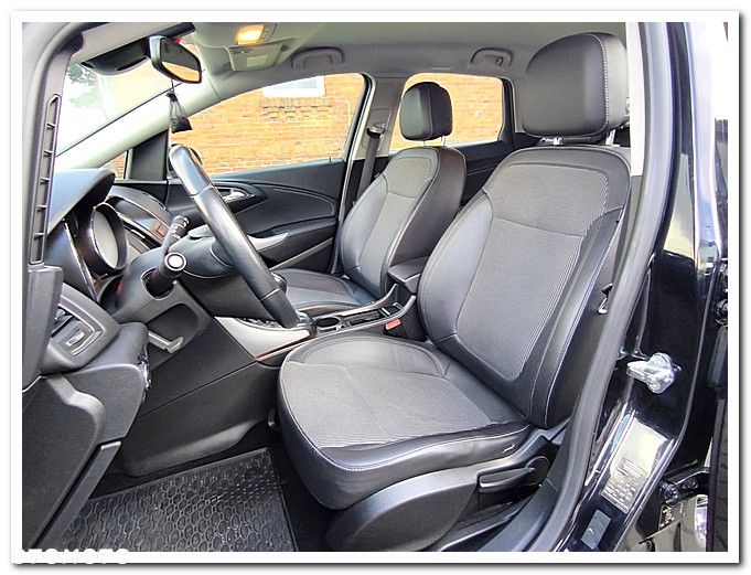 Opel Astra 1.7 CDTI DPF Design Edition - 26