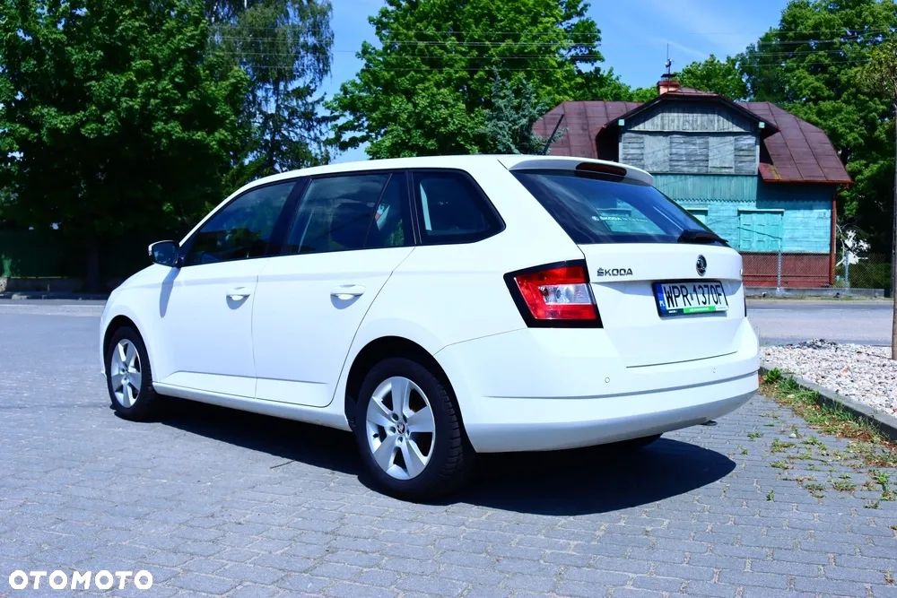 Skoda Fabia 1.0 TSI Ambition - 6