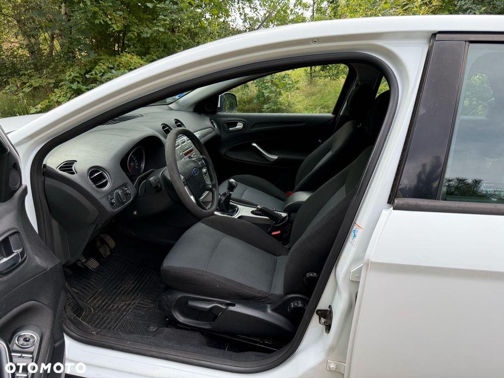 Ford Mondeo 1.8 TDCi Silver X - 20
