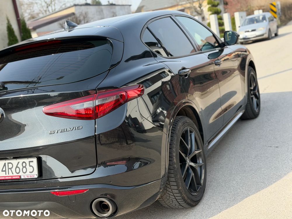 Alfa Romeo Stelvio 2.0 Turbo Veloce Q4 - 40