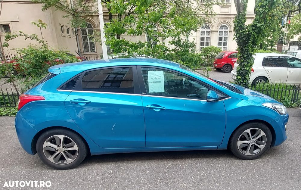 Hyundai i30 1.6 CRDI Comfort - 2