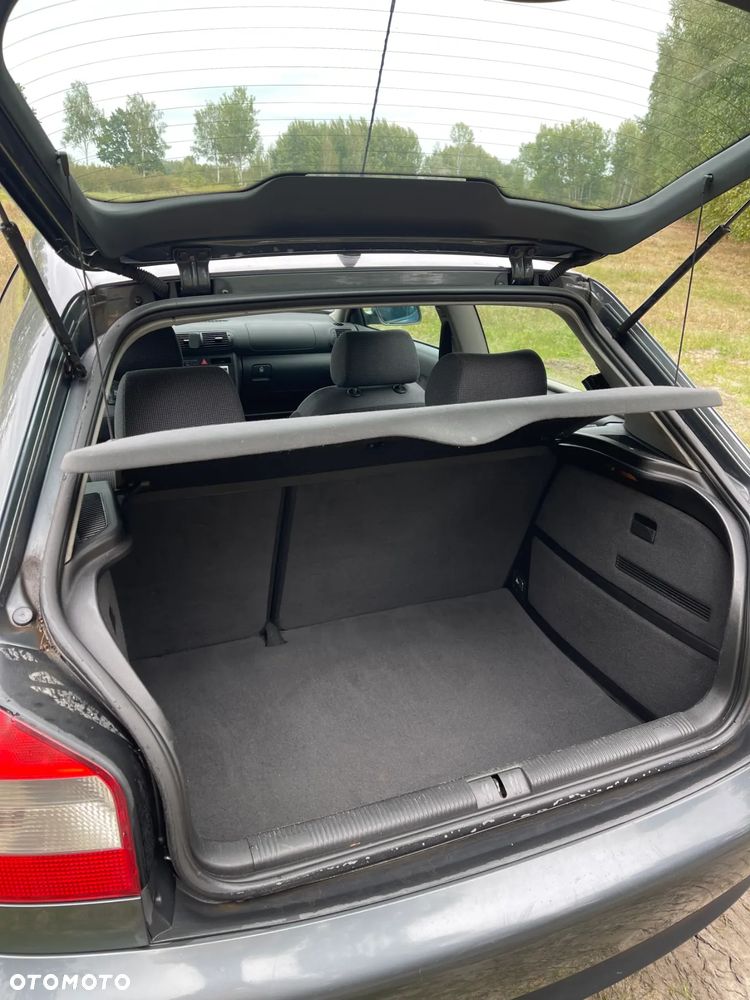 Audi A3 1.9 TDI Attraction - 21