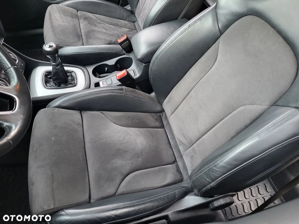 Audi Q3 2.0 TDI sport - 35