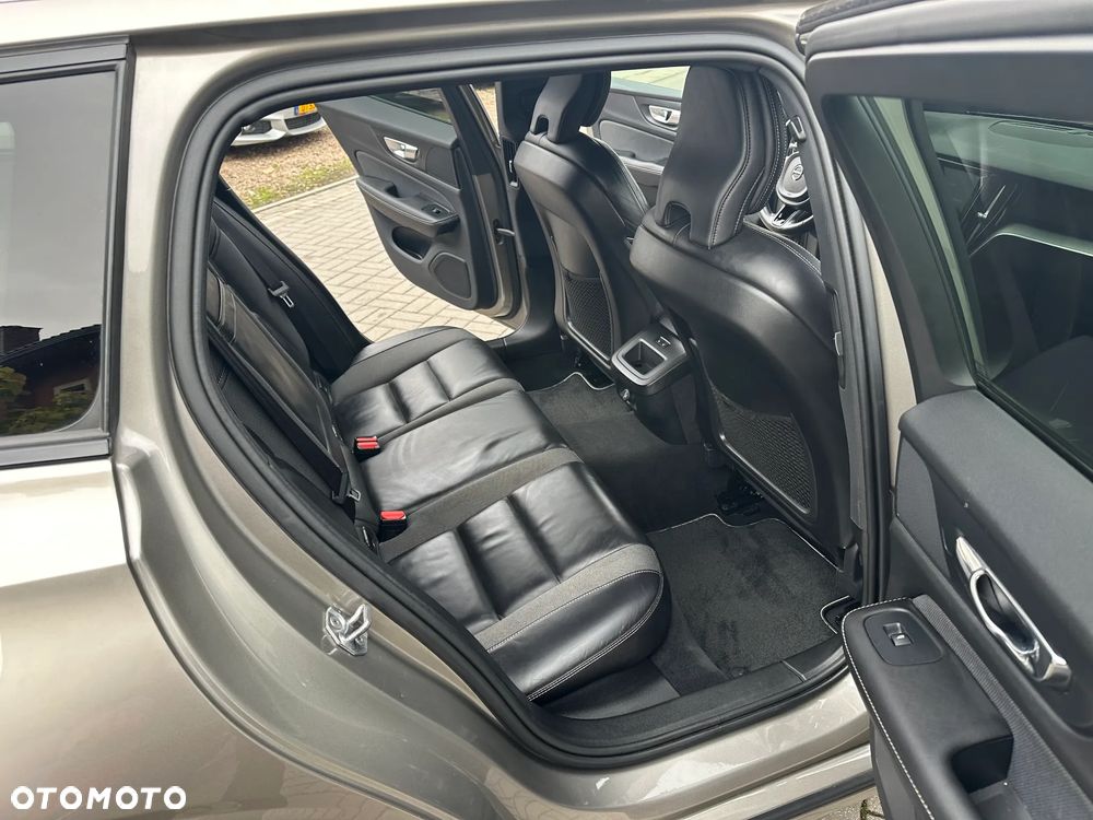 Volvo V60 - 12