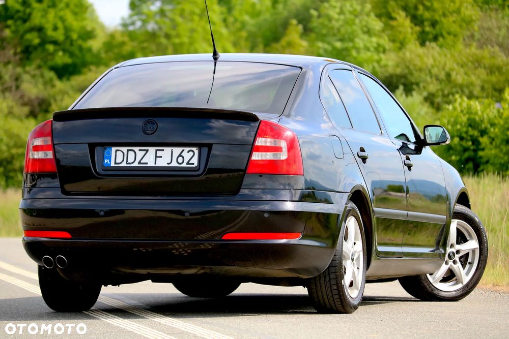 Skoda Octavia 2.0 TDI DPF Elegance - 25