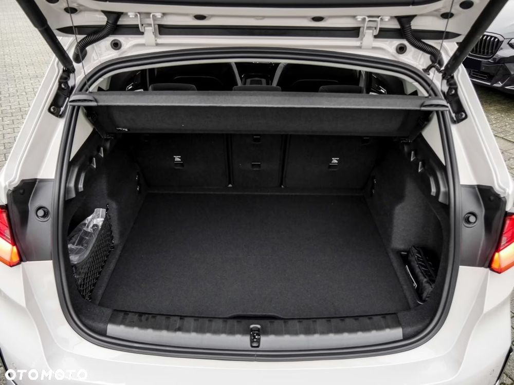 BMW X1 sDrive18i xLine - 10