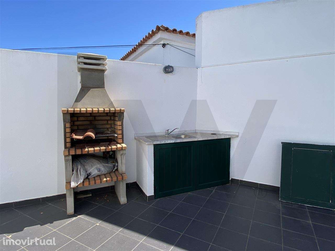 Uma Propriedade Inigualável em Alvor: Moradia T3 + 3 Apartamentos Inde - Grande imagem: 5/55