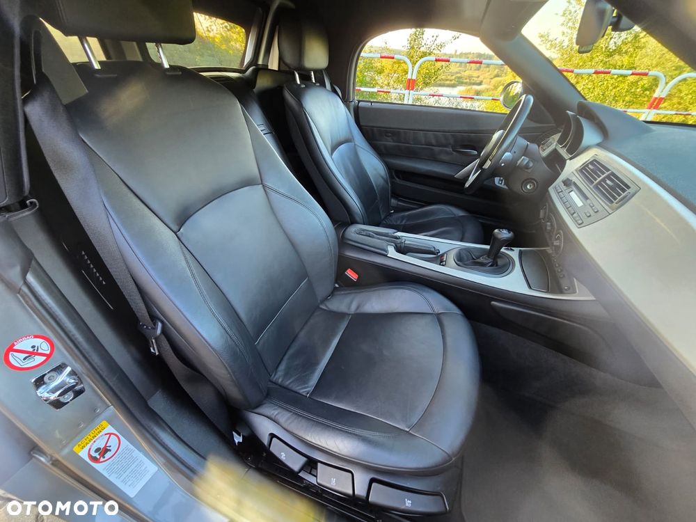 BMW Z4 2.5i - 31