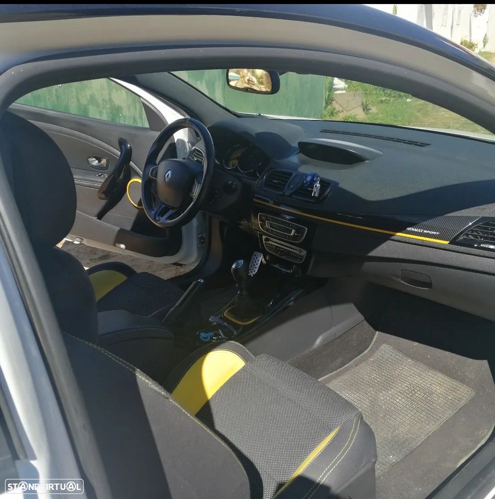 Renault Mégane Coupe 2.0 T 16V RS - 8