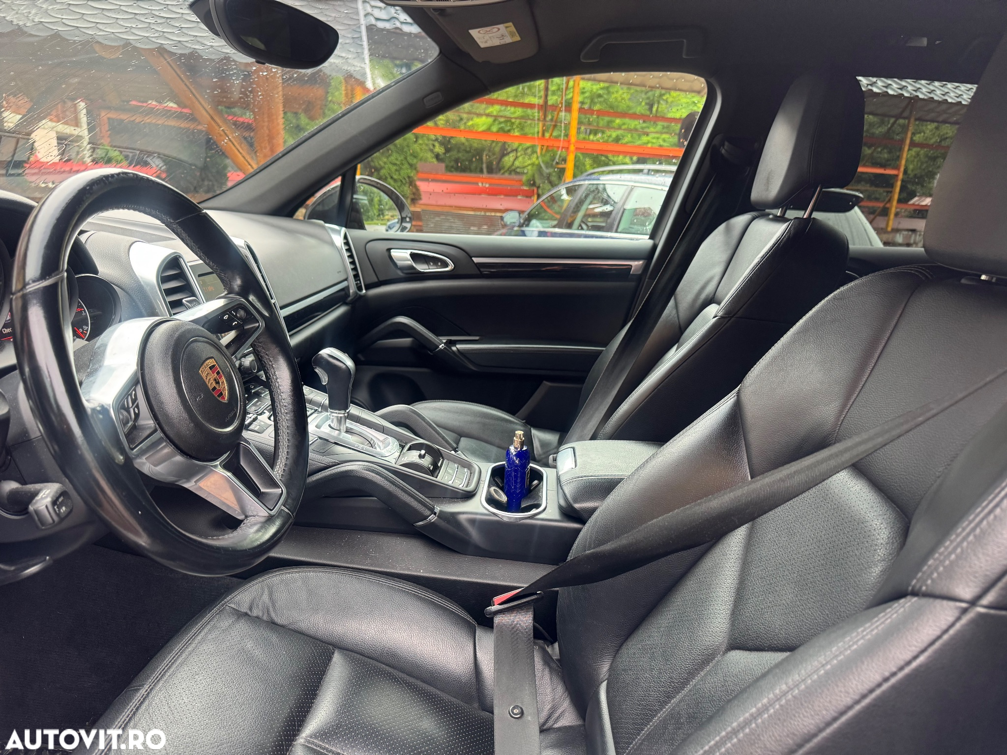 Porsche Cayenne 3.0 L - 14