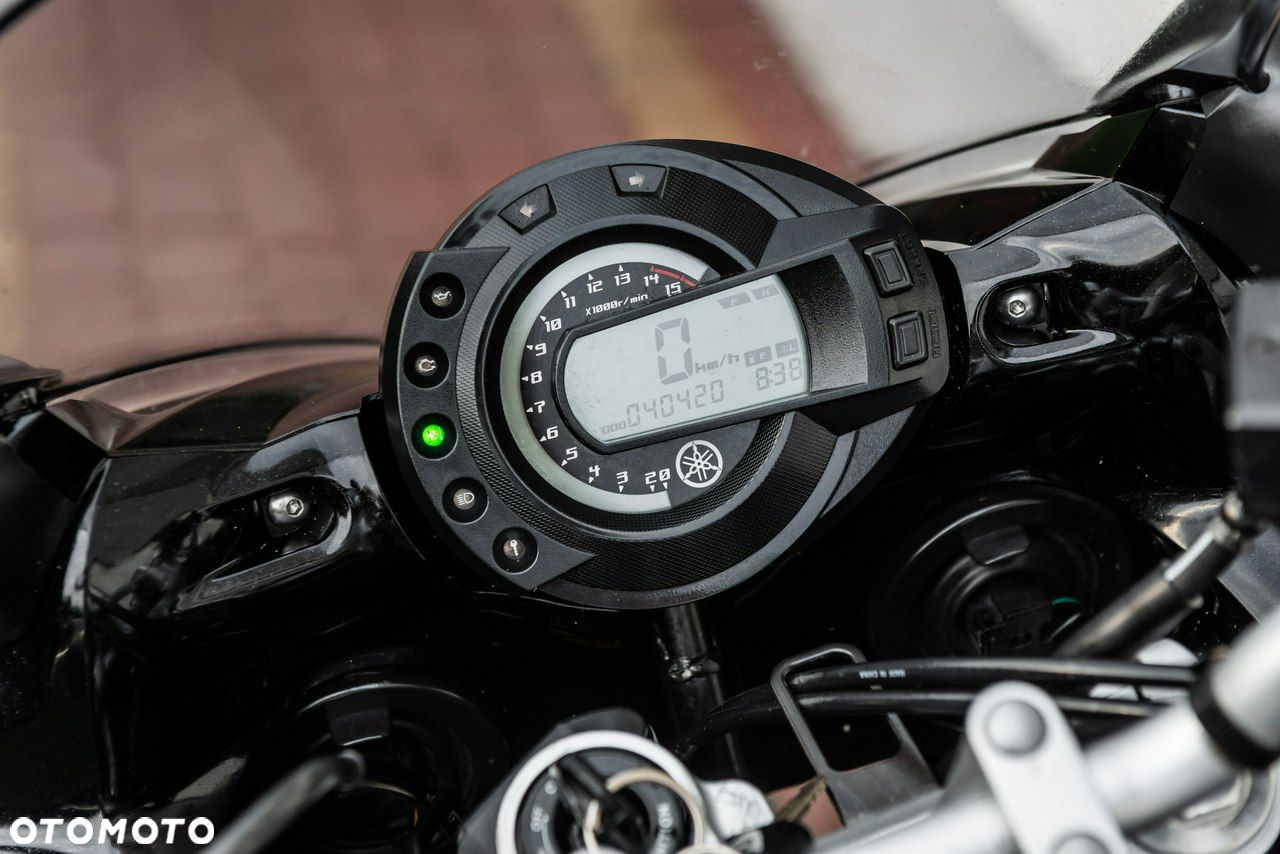 Yamaha FZ - 9