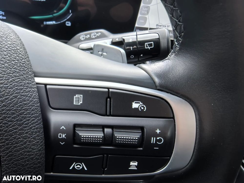 Kia Sportage 1.6 T-GDI PHEV 6AT 4x4 Business Line - 18