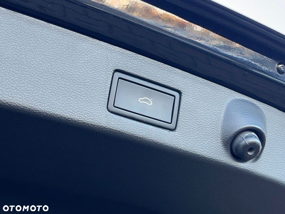 Volkswagen Arteon 2.0 TDI R-Line DSG - 13