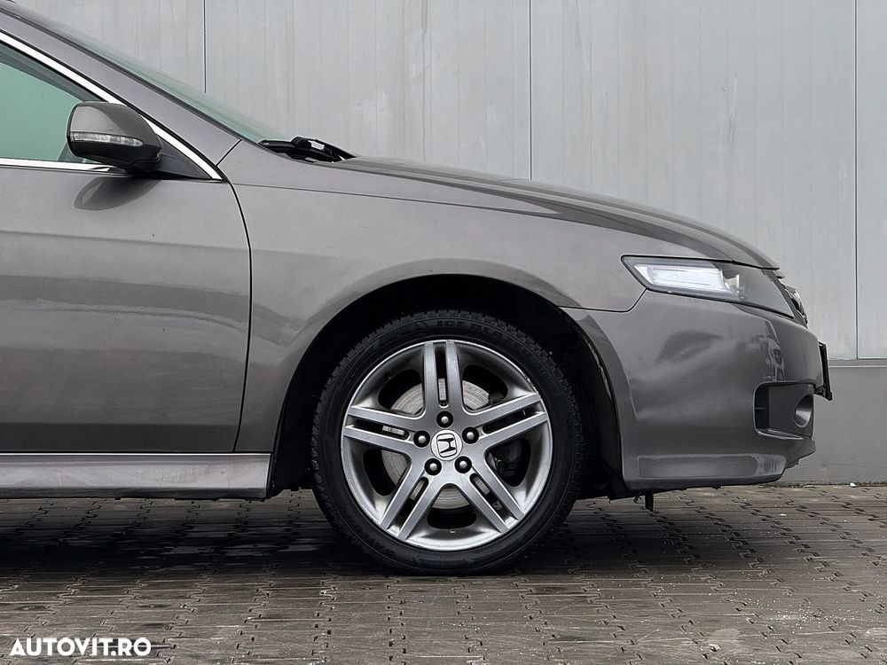 Honda Accord 2.2i-CTDi 4 Door Executive - 27