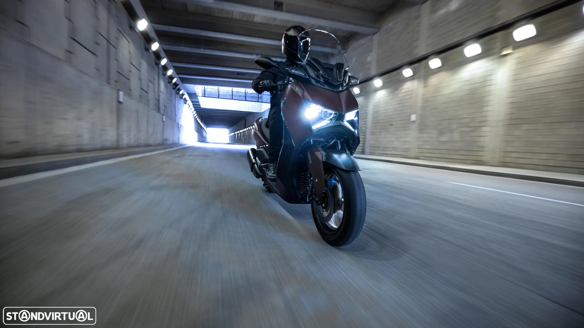 Yamaha X-Max 300 Tech Max - 15