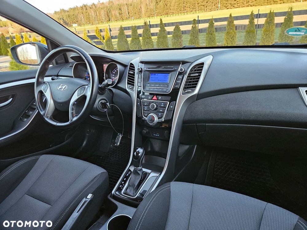 Hyundai i30 i30cw 1.6 Automatik Trend - 9