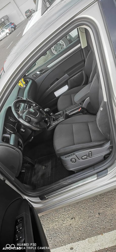 Skoda Superb 2.0 TDI Elegance - 8