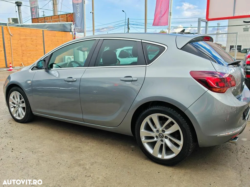 Opel Astra - 10